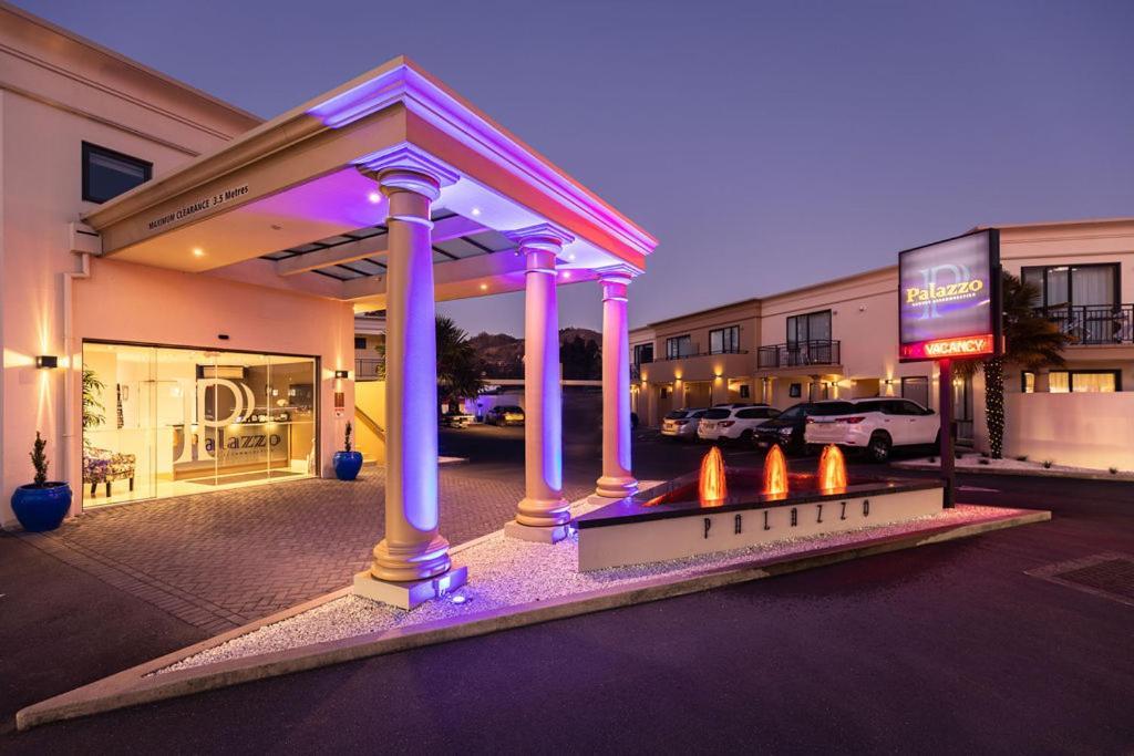 Palazzo Motor Lodge Nelson Eksteriør bilde Entrance of the hotel
