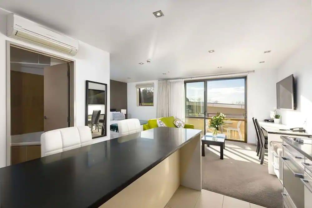 Palazzo Motor Lodge Nelson Eksteriør bilde A typical apartment interior